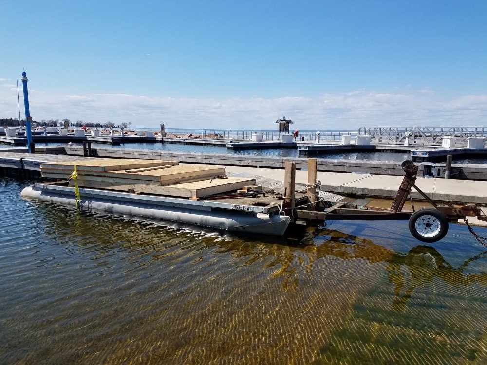 Pontoon Rack Building Pontoon